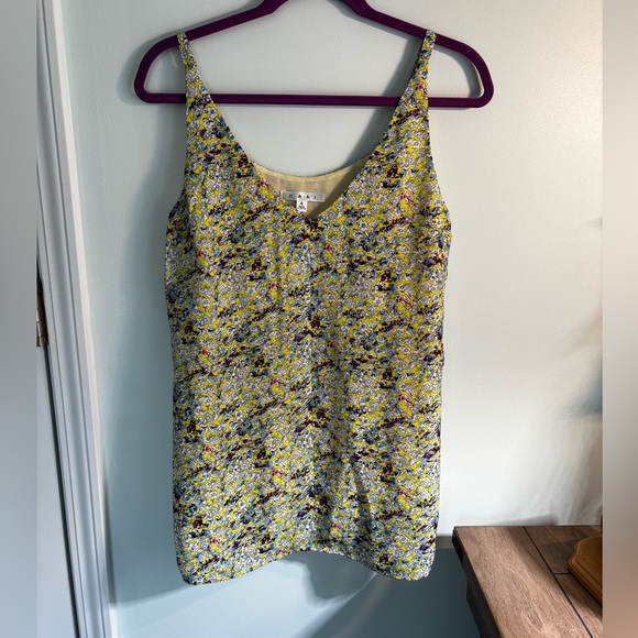 CAbi Tops - CAbi Scatter Floral Camisole STYLE #275 Size S